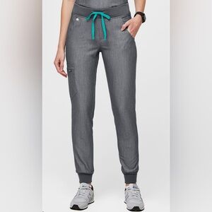 Figs Women’s Zamora Jogger Scrub Pants Graphite (Size L)